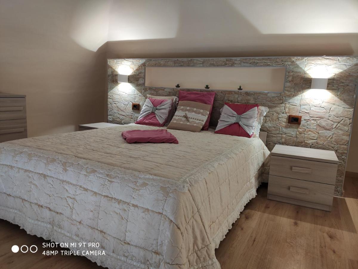 La Casa Delle Sorprese Apartment ตรานิ ภายนอก รูปภาพ
