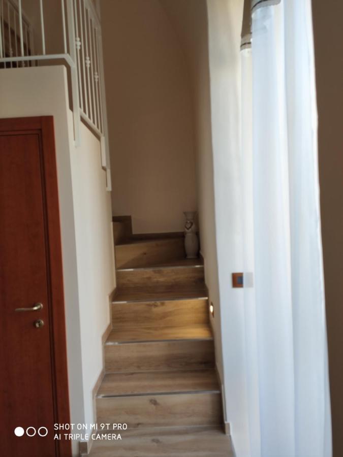 La Casa Delle Sorprese Apartment ตรานิ ภายนอก รูปภาพ
