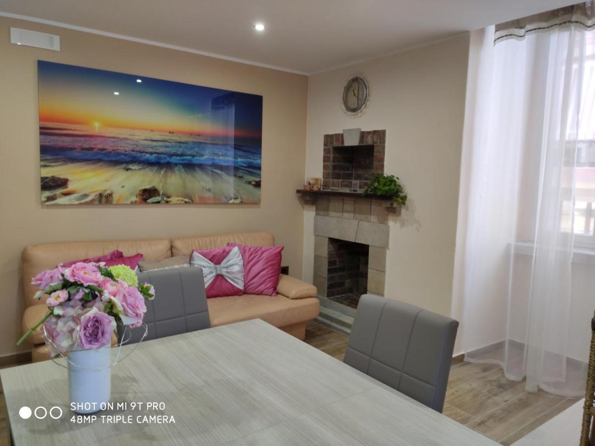 La Casa Delle Sorprese Apartment ตรานิ ภายนอก รูปภาพ